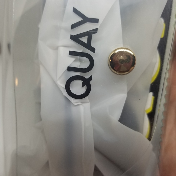 Quay Australia High Key Aviator Sunglasses - Picture 4 of 4